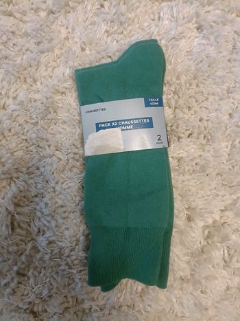 2 paires de chaussettes en 43/46