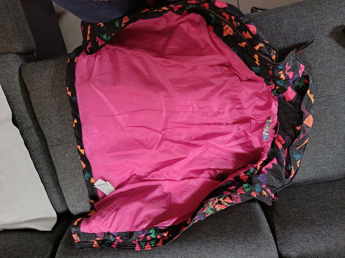 A saisir, doudoune fille taille 11/12 ans  ( Bien lire merci) - photo numéro 7