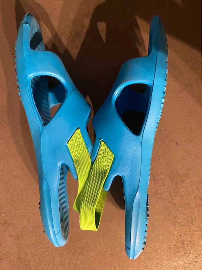 Claquettes bleu/verte taille 27/28 Décathlon - photo numéro 8