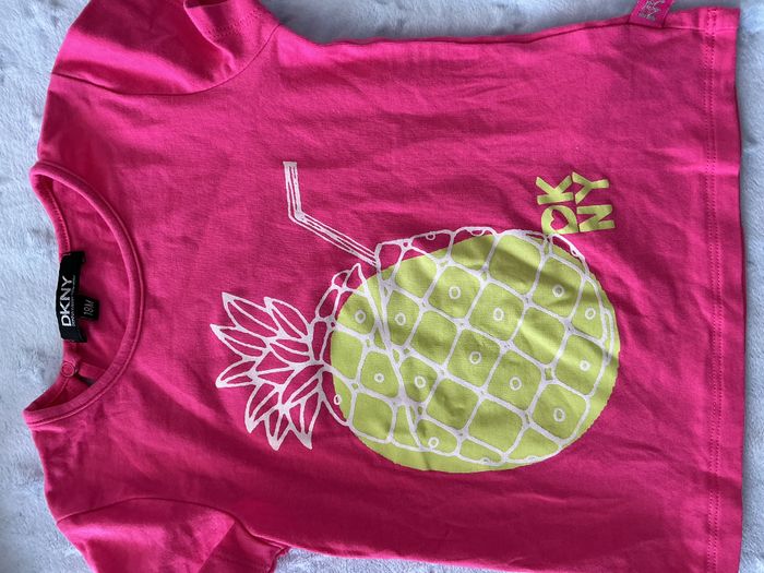 teeshirt manches courtes rose fuchsia impression ananas jaune 18 mois DKNY - photo numéro 6