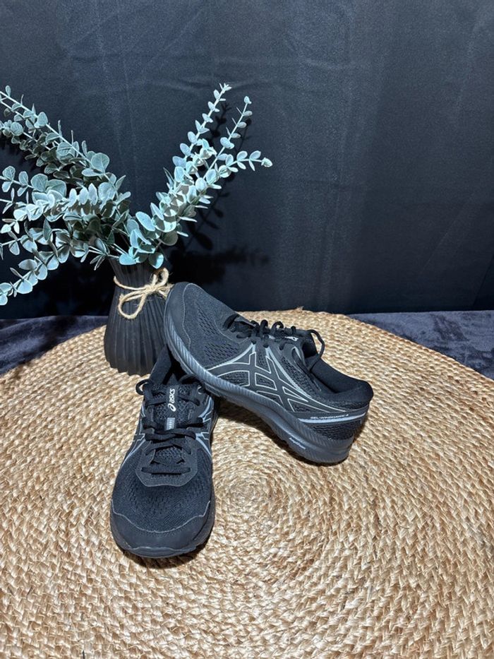 Basket Asics gel windhawk 4 pointure 41,5
