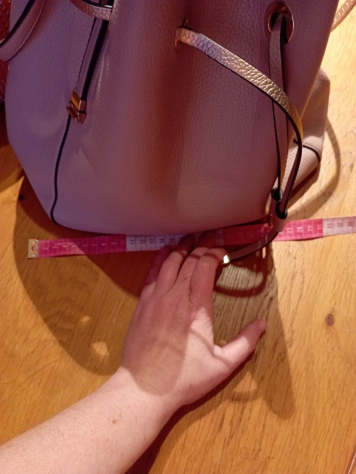 Sac à bandoulière besace rose en parfait état - photo numéro 6