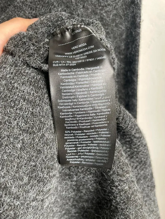 Robe pull ajustée - photo numéro 6