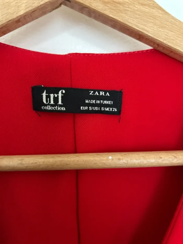 Robe rouge - photo numéro 3