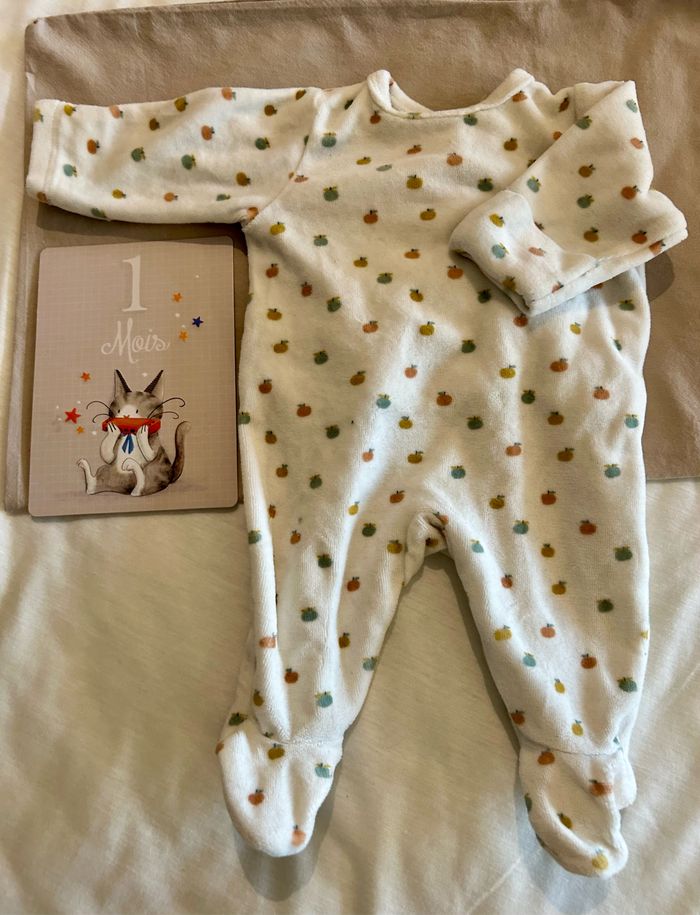 Lot 2 pyjamas Bout’Chou -1mois - photo numéro 5
