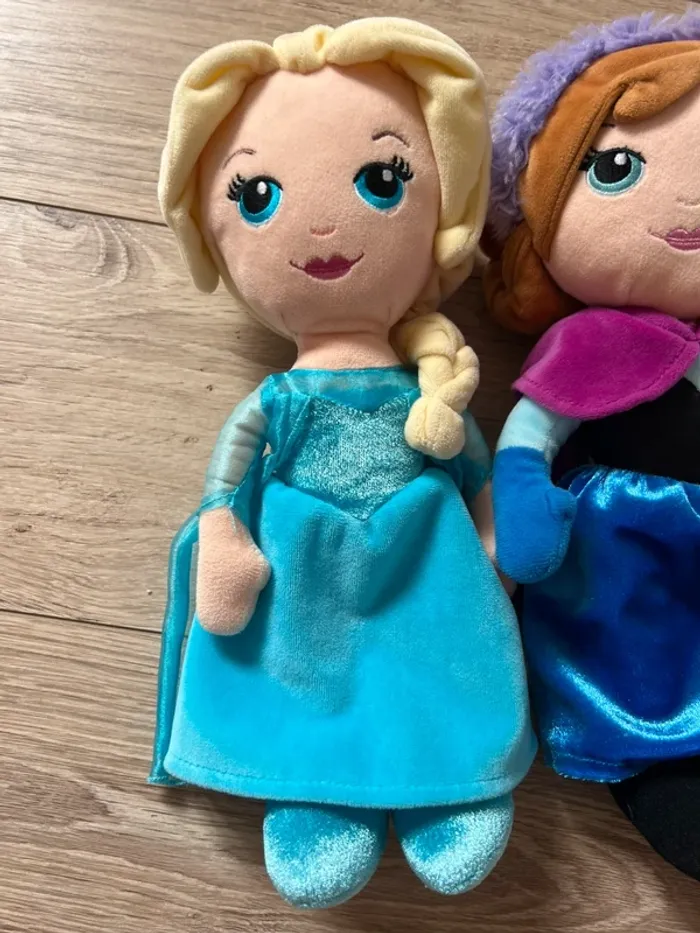 Peluches Anna et Elsa - photo numéro 2