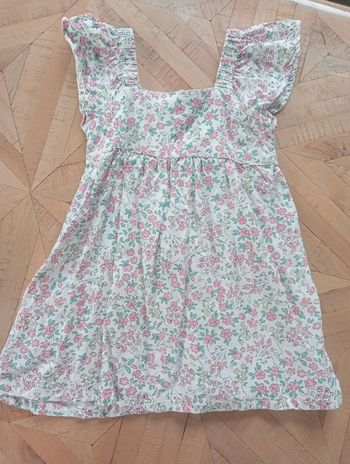 Magnifique robe 18 mois neuve