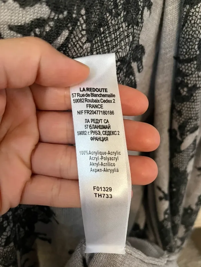 Magnifique pull lon avec gilet intégré taillissime taille 50/52💫 - photo numéro 4