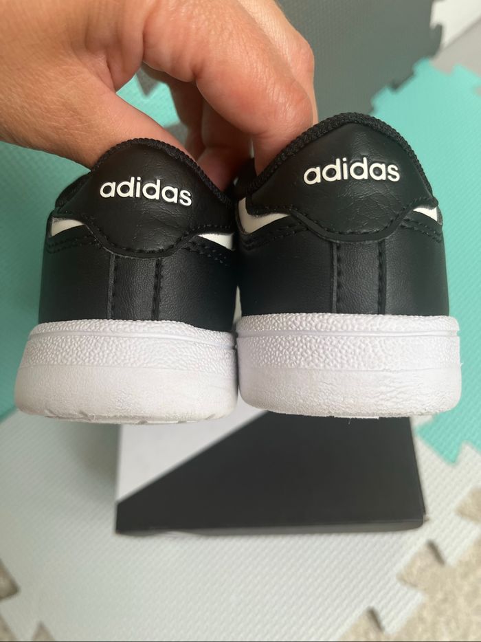 Basket adidas taille 26 - photo numéro 7