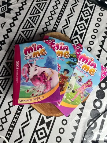 Lot livre de poche Mia ans Me