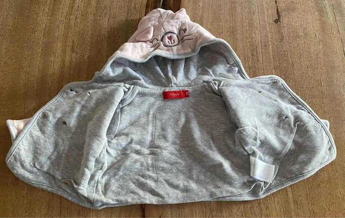 Manteau, veste chat - photo numéro 2