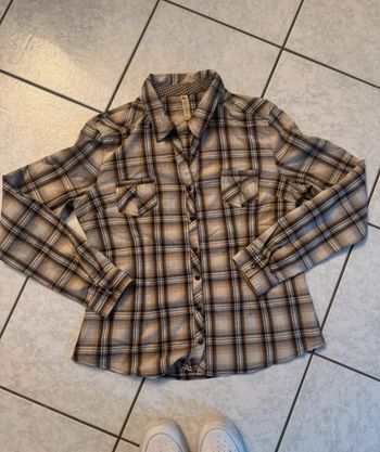 Chemise à carreaux cache cache