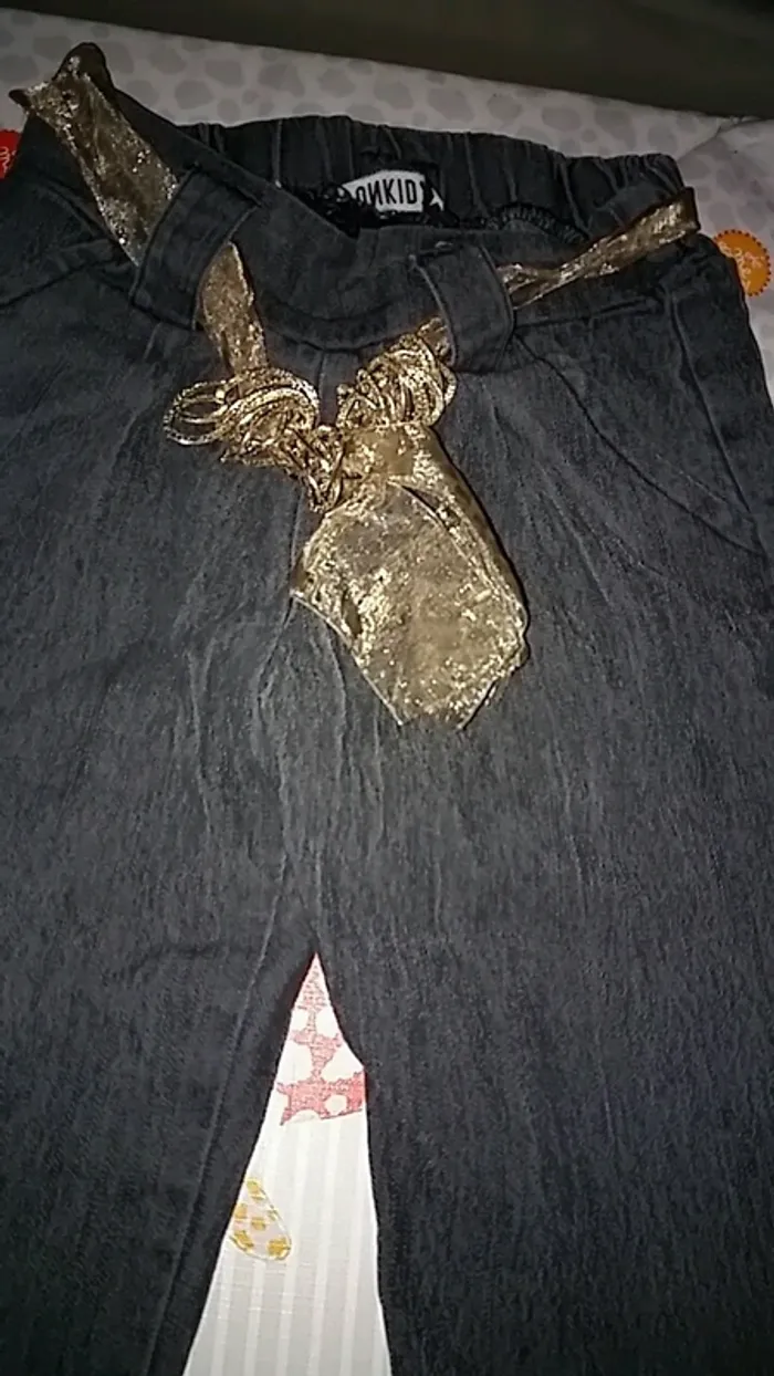Pantalon avec ceinture 26 mois - photo numéro 2