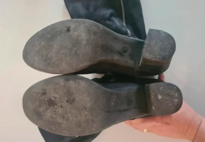 Jolies bottes zippées pointure 38 - photo numéro 10
