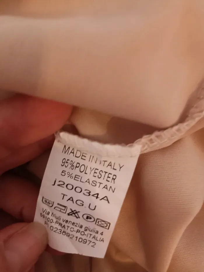 Très belle robe en voile -T U- 3 cœurs - photo numéro 7