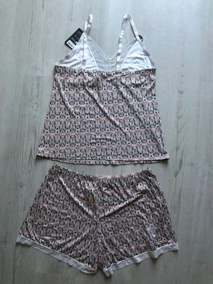 BB28- Ensemble lingerie de nuit top + shorty T 42-44 NEUF - photo numéro 14