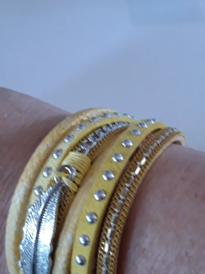 Joli bracelet aimanté multirangs - photo numéro 4