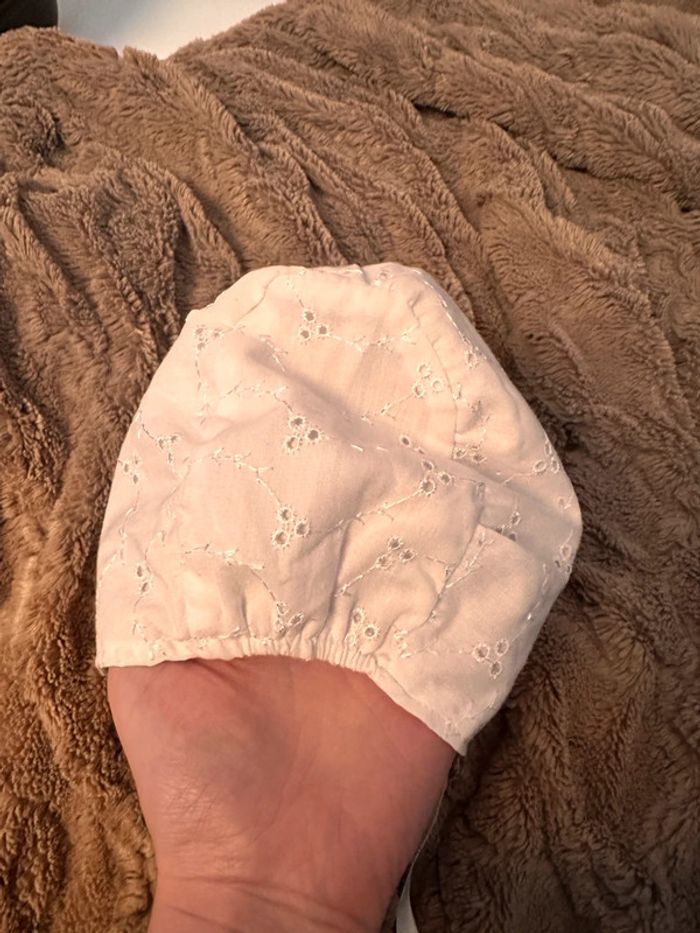 Chapeau broderie blanche - photo numéro 3