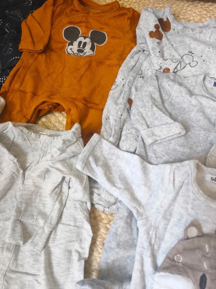 Lot 7 pyjamas - photo numéro 2