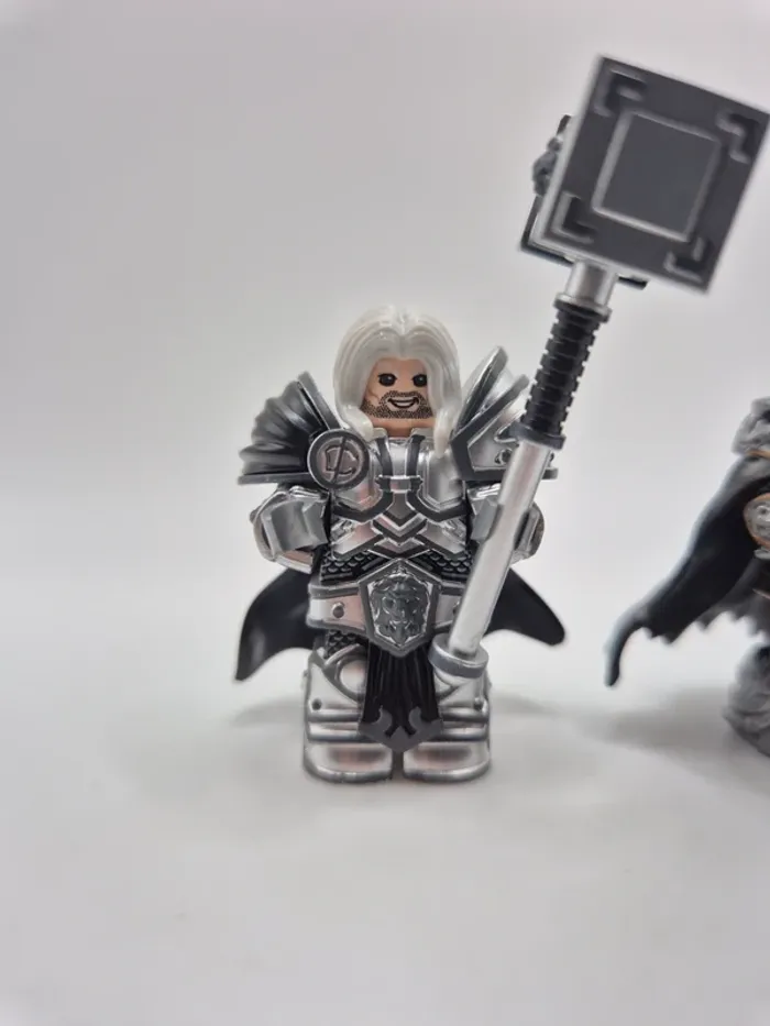 Figurines type lego Arthas et Le Roi Liche World Of Warcraft - photo numéro 2