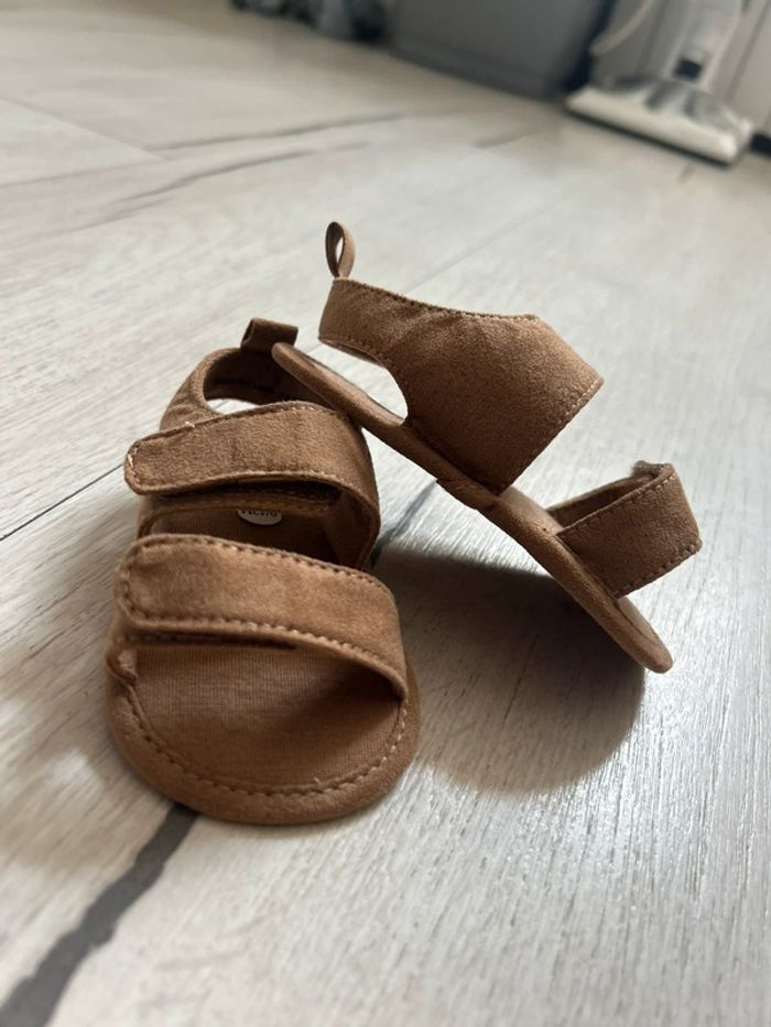 Chaussure - photo numéro 2
