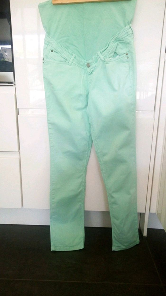 Pantalon couleur mint de grossesse marque obmum taille 38
