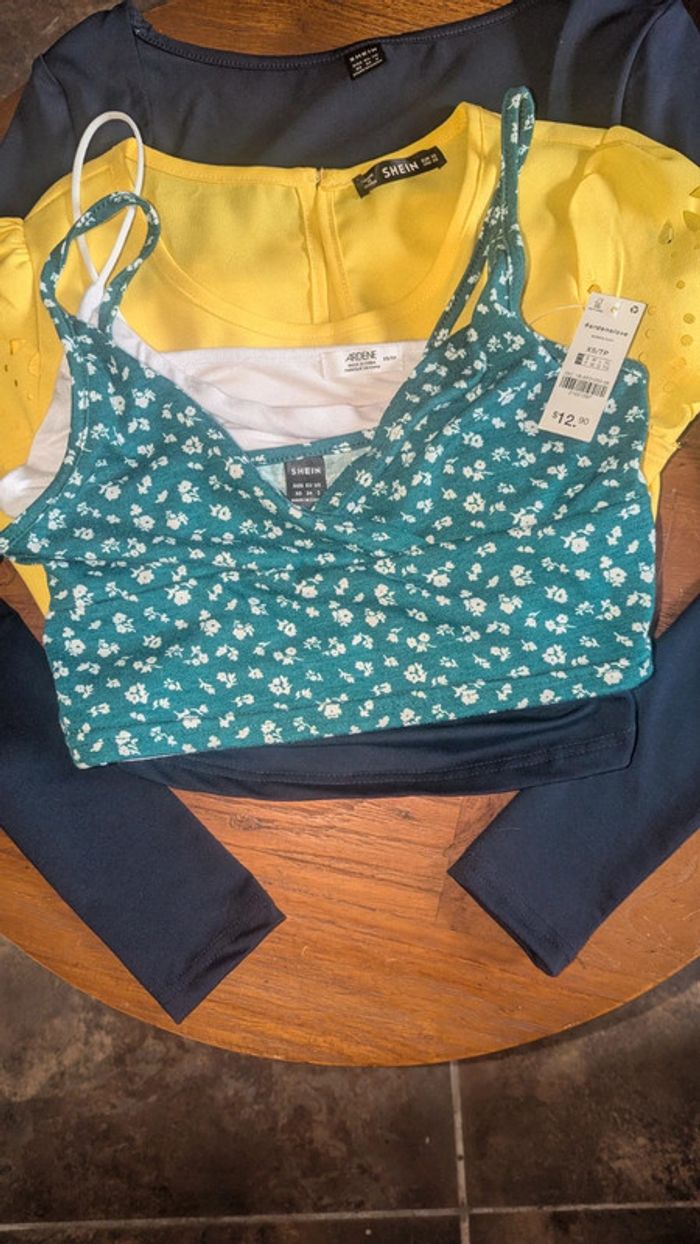 Lot de 4 tops XS