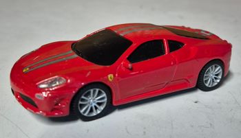 Bburago Ferrari 430 Scuderia 1/43  Voiture miniature sous licence Ferrari
