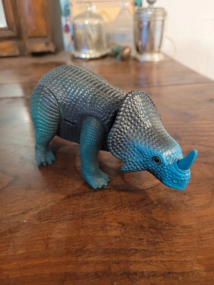 Vends 2 personnages et triceratops dino riders 80s - photo numéro 4