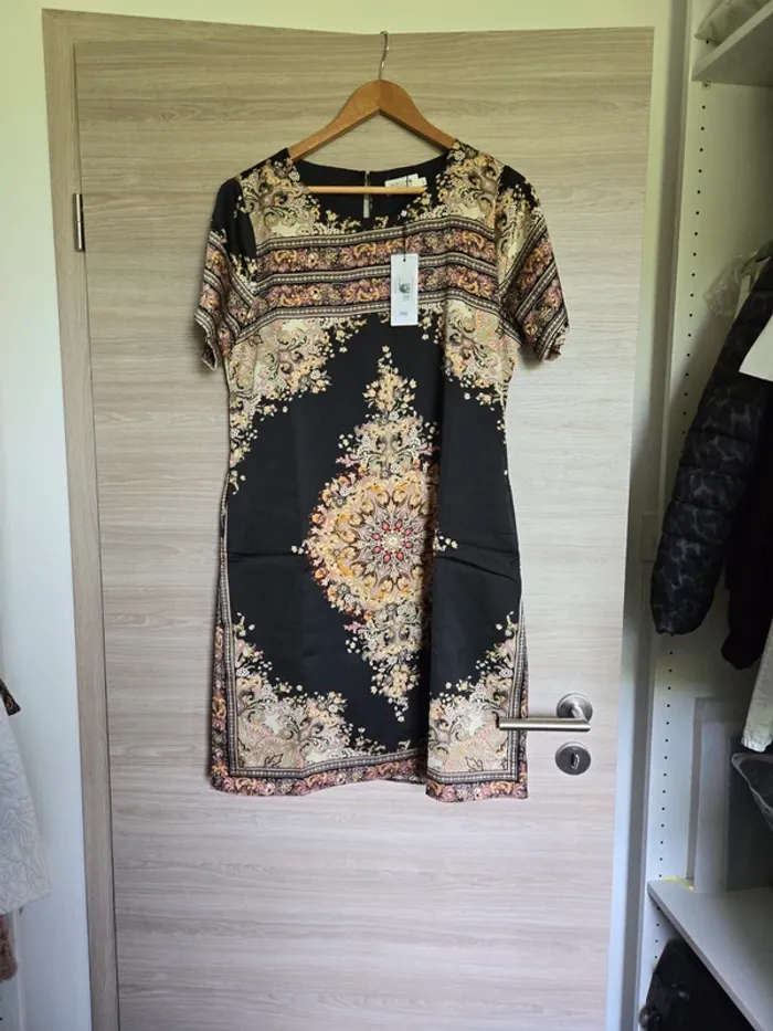 Robe manche courte