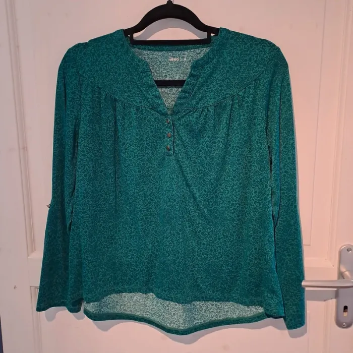 Blouse verte fleuri Gémo