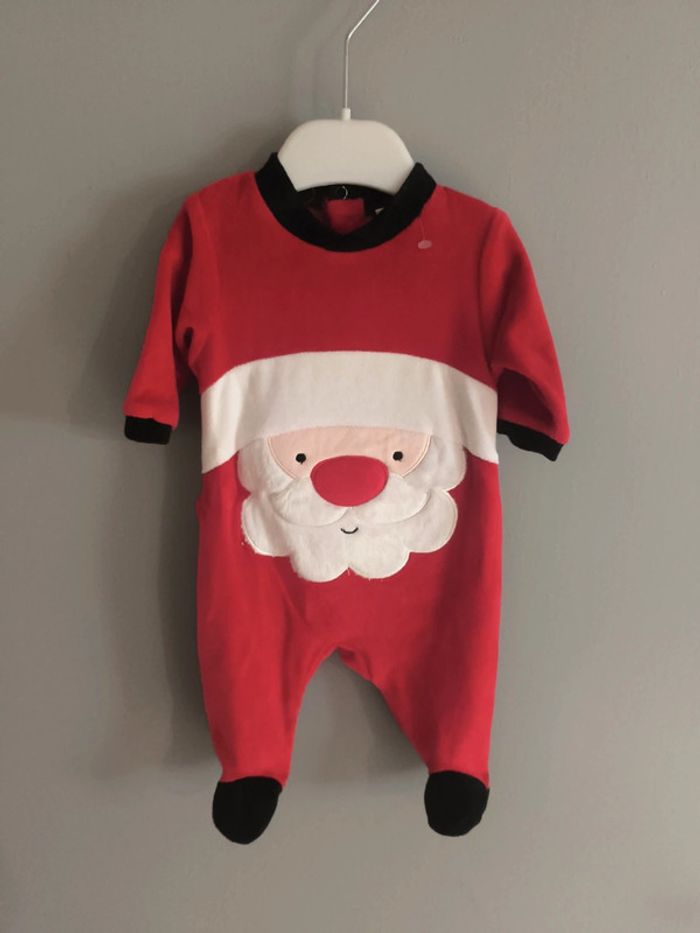 Déguisement pyjama de Noël neuf 1 mois