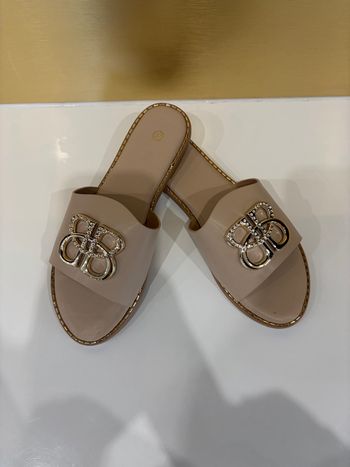 Claquette beige / doré femme