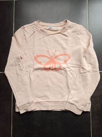 pull fille 12 ans très bon état
