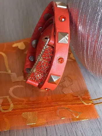 Bracelet neuf Ikita en cuir