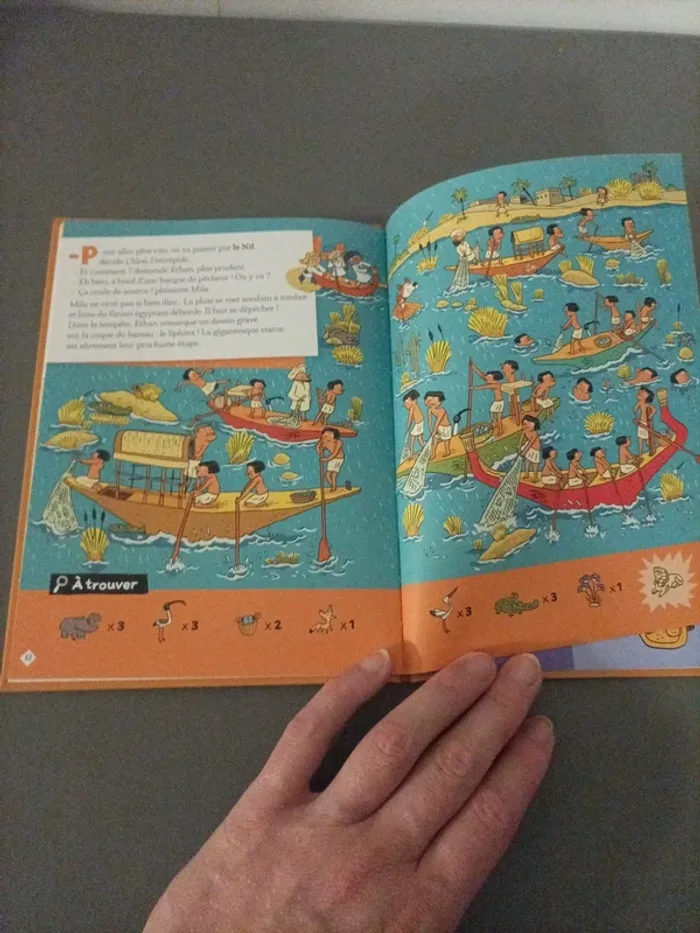 Livre Le collier de Cléopâtre - photo numéro 3