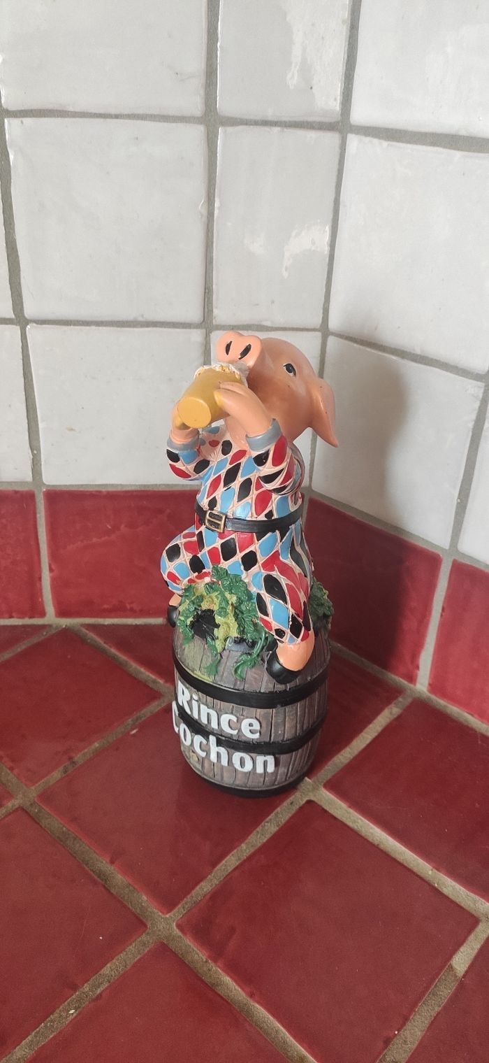 Figurine rince cochon - photo numéro 2
