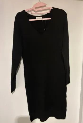 Pull robe La City col V noire taille 36 -S  neuve