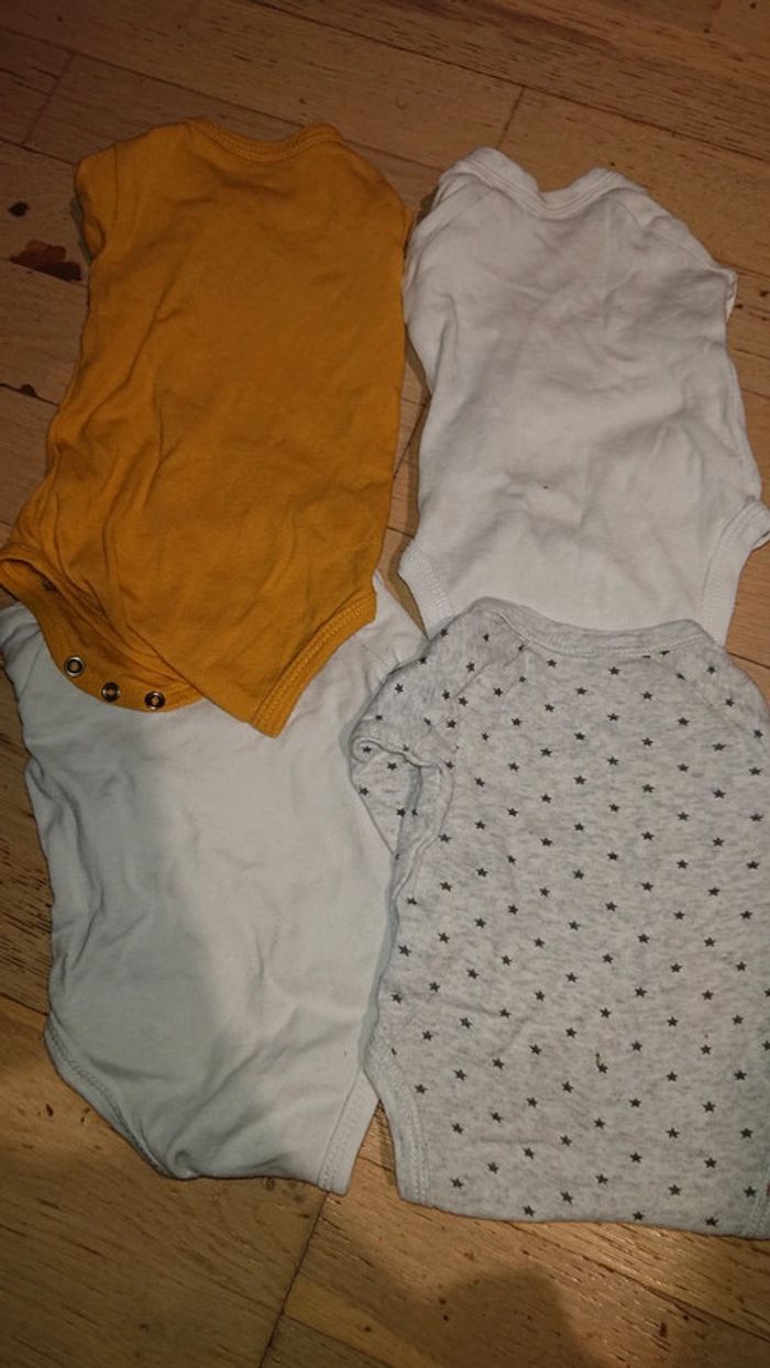 Lot de 4 bodys manches longues ouverture devant 1 mois - photo numéro 7