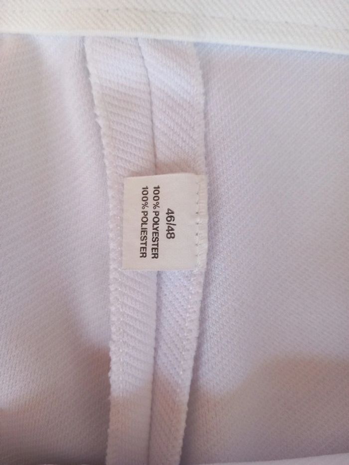 👵short polyester blanc bleu marine T46/48 - photo numéro 4