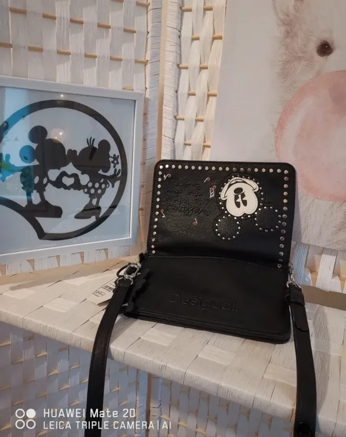 💕Jolie Mini Sac bandoulière Desigual x Mickey Mouse – Édition Disney femme 💕 - photo numéro 3