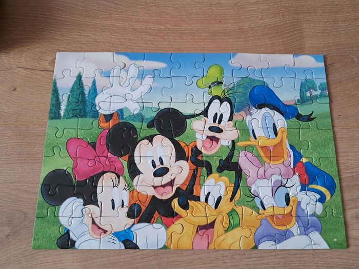 Puzzle Mickey et ses amis - photo numéro 3