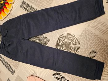 Vêtements fille taille 122/128