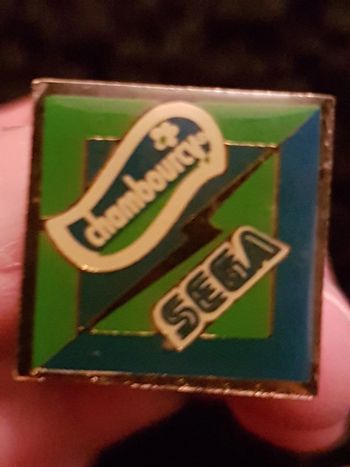 Pin's Sega Chambourcy