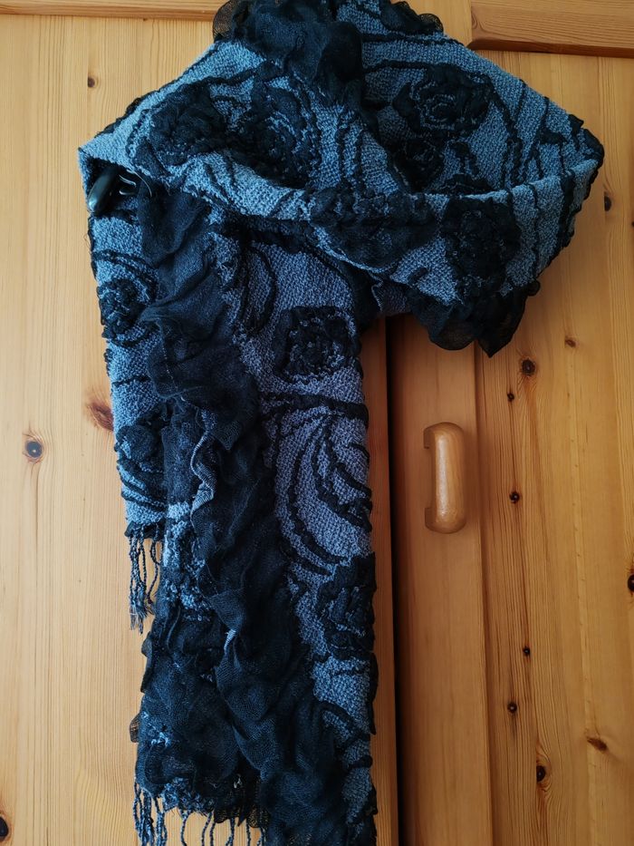 Écharpe chic - photo numéro 2