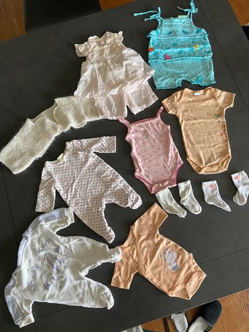 Lot de vêtements été fille 1-3 mois