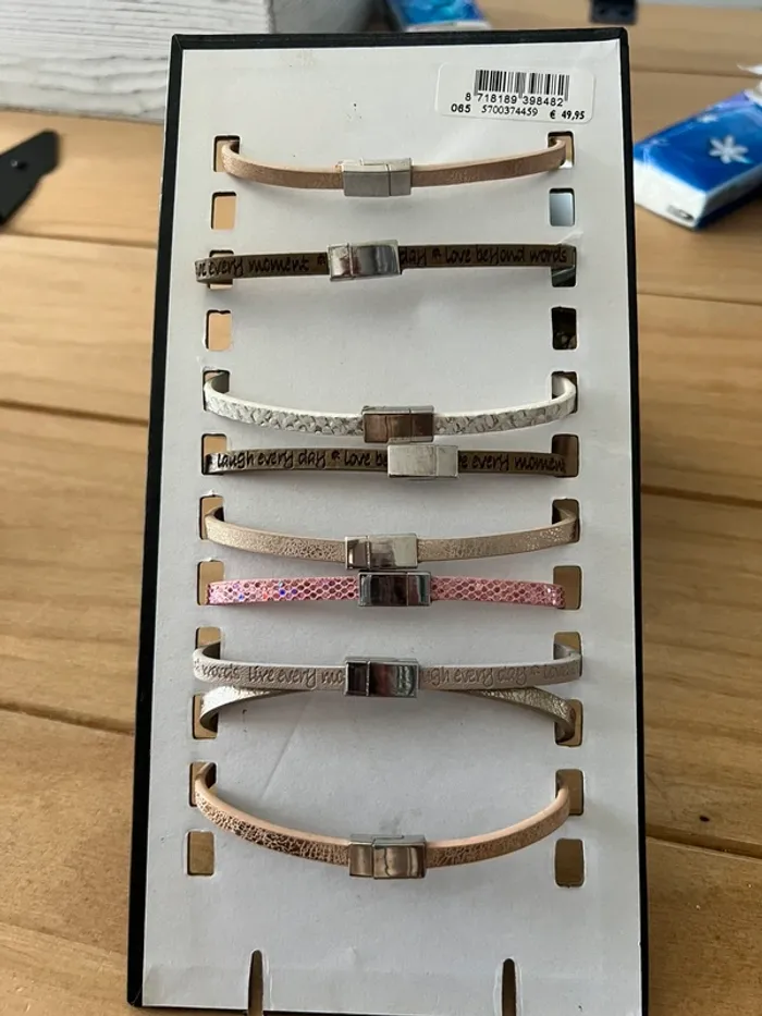 🟩 Lot de 9 bracelets en cuir idéal revendeur 🟩 T - photo numéro 3