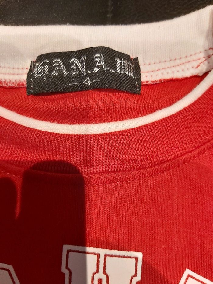 Ensemble jeans et tee-shirts mixte 4 ans en très bon état (78) - photo numéro 3