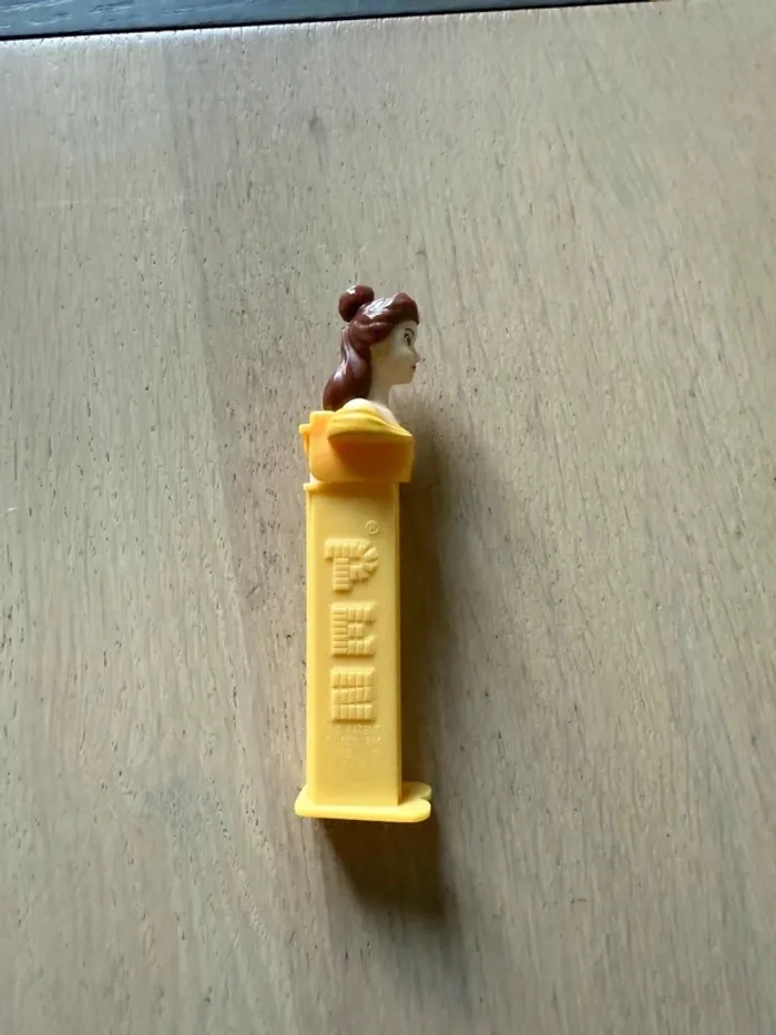 PEZ Disney Belle en robe jaune - photo numéro 4