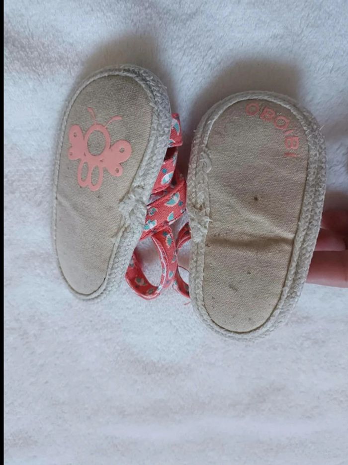 Chaussures bébé 6/12 mois - photo numéro 2